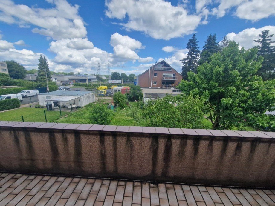 Aussicht Balkon Reihenmittelhaus Br�hl