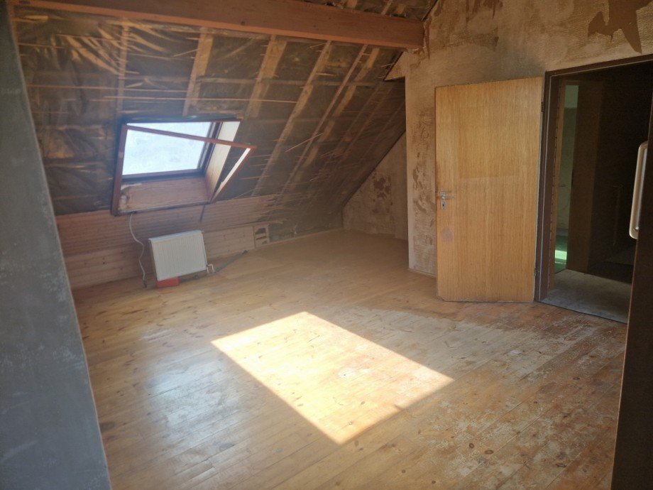 Spitzboden Reihenmittelhaus Marl